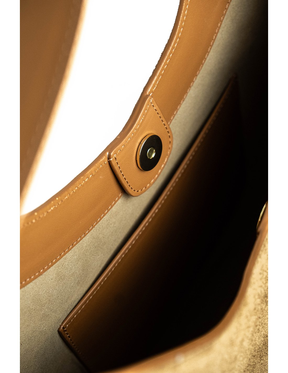 Bolso de piel de serraje marrón | Monge Studio 2