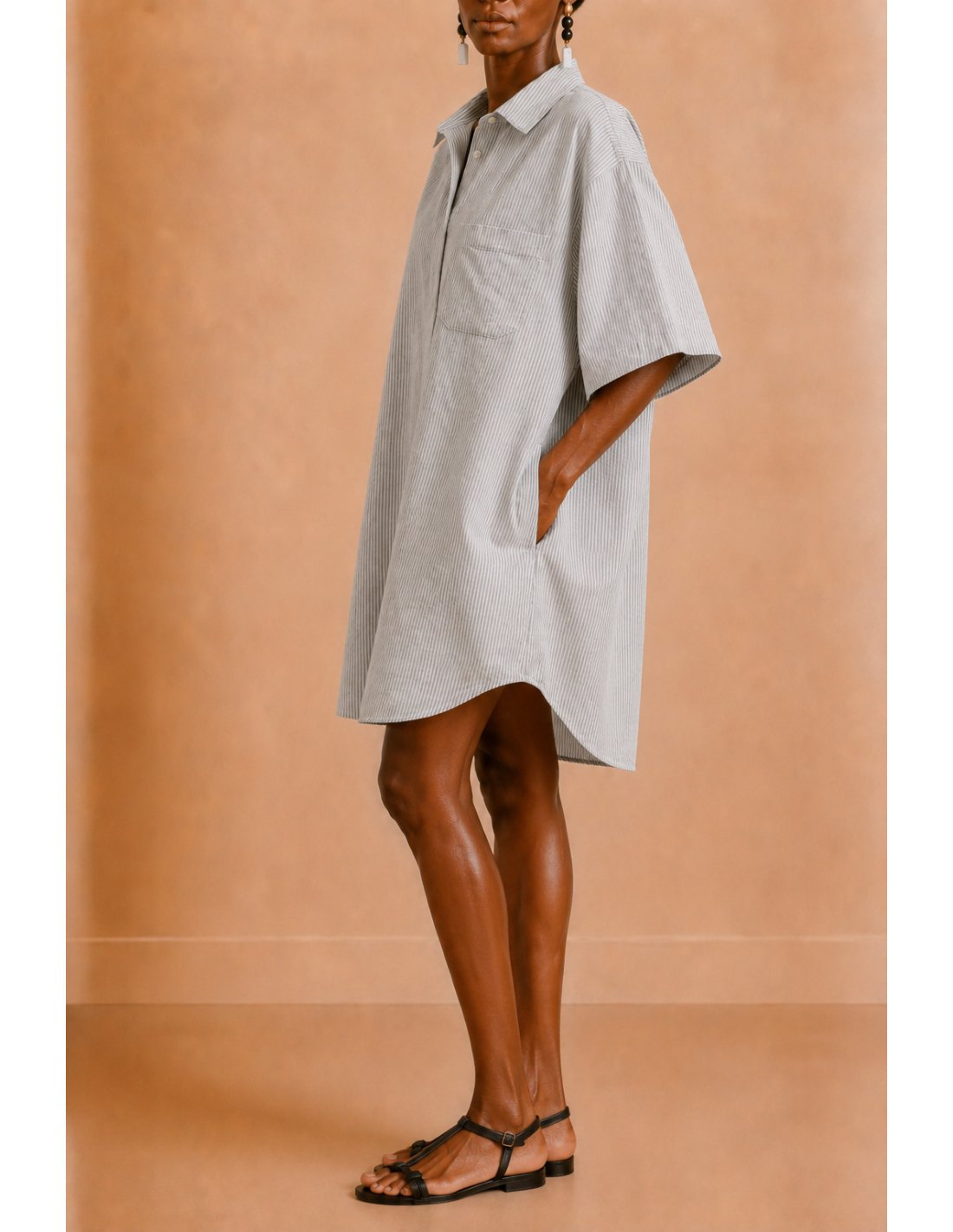 Vestido camisero corto de seersucker | Monge Studio 2